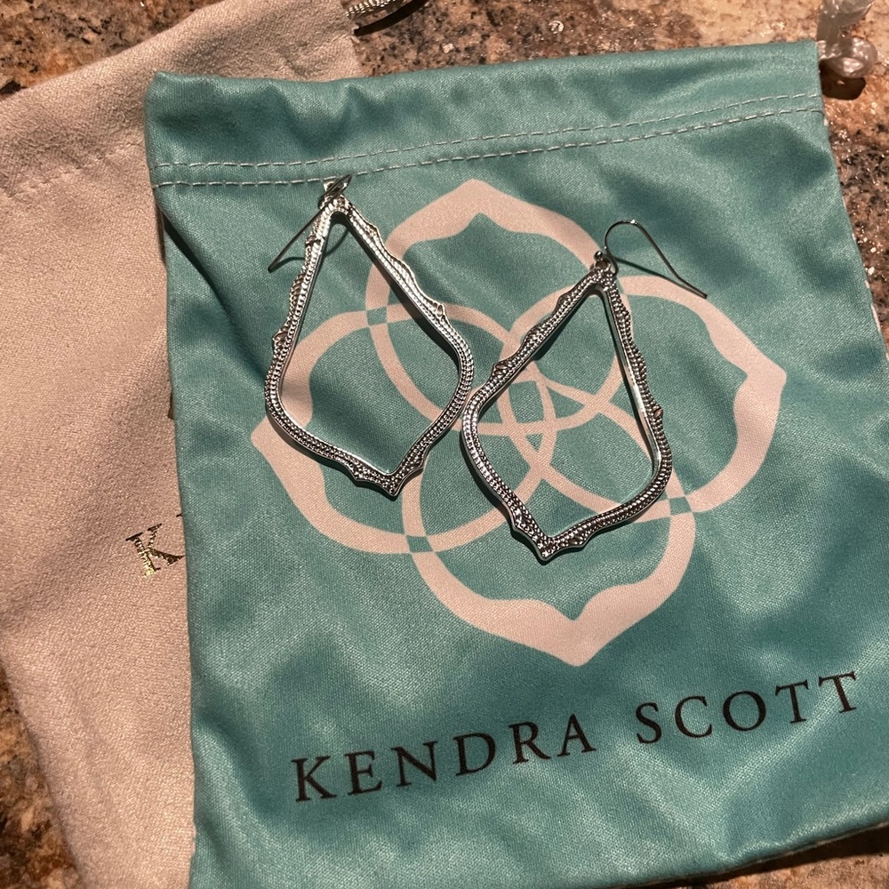 Kendra Scott Sophee Earrings